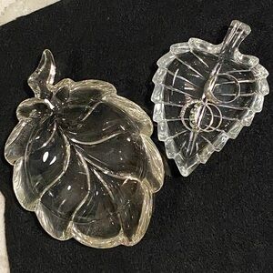 Vintage Clear Glass Leaf Shaped Trinket Jewelry Dish Lot of 2